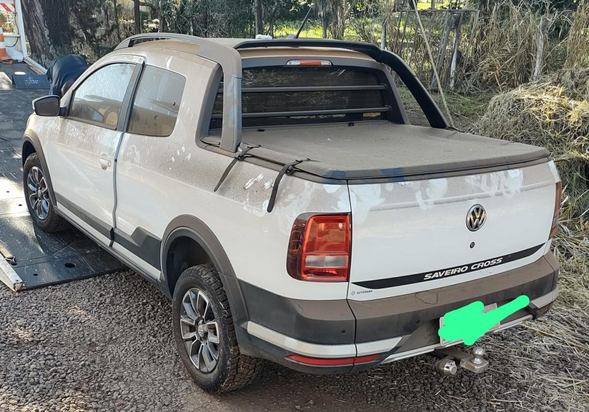 avv-volkswagen-saveiro-cross-venda-khg5yxd-imagem-018