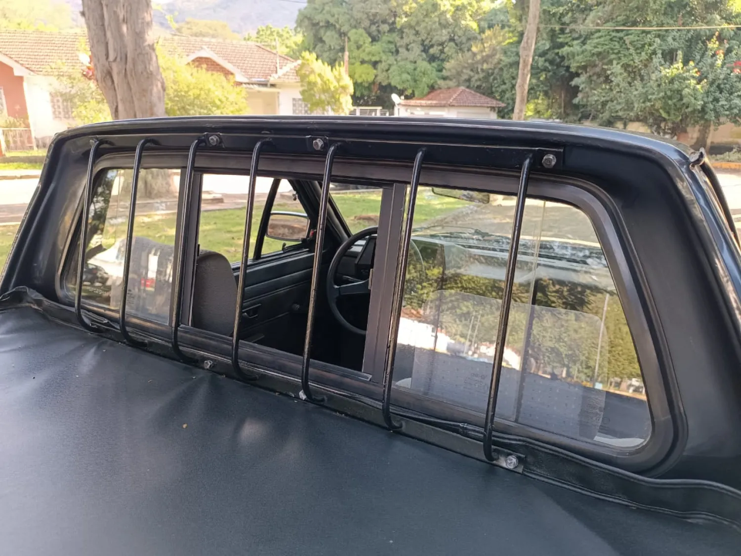 avv-volkswagen-saveiro-venda-1f5a31d-imagem-003