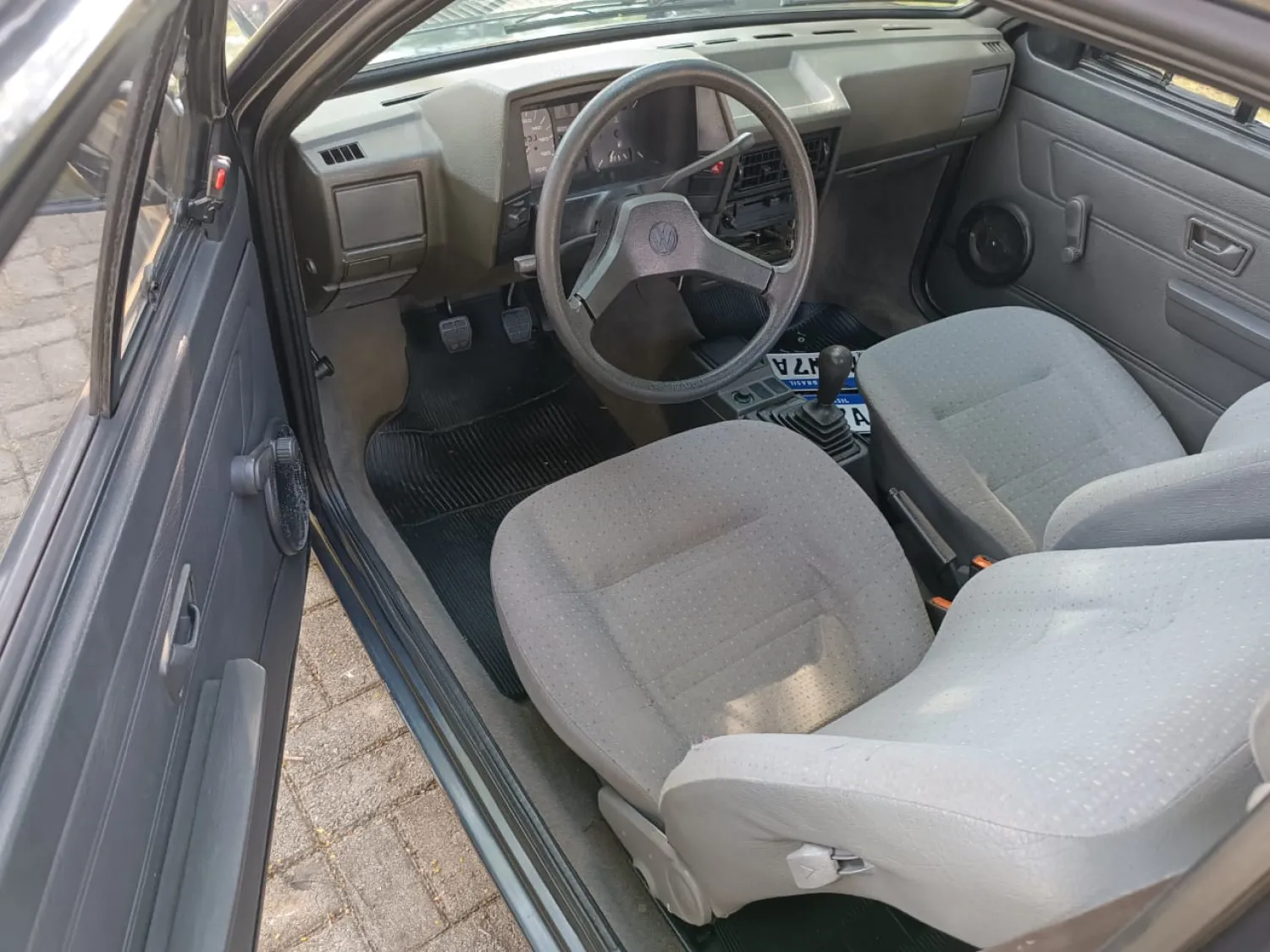 avv-volkswagen-saveiro-venda-1f5a31d-imagem-008