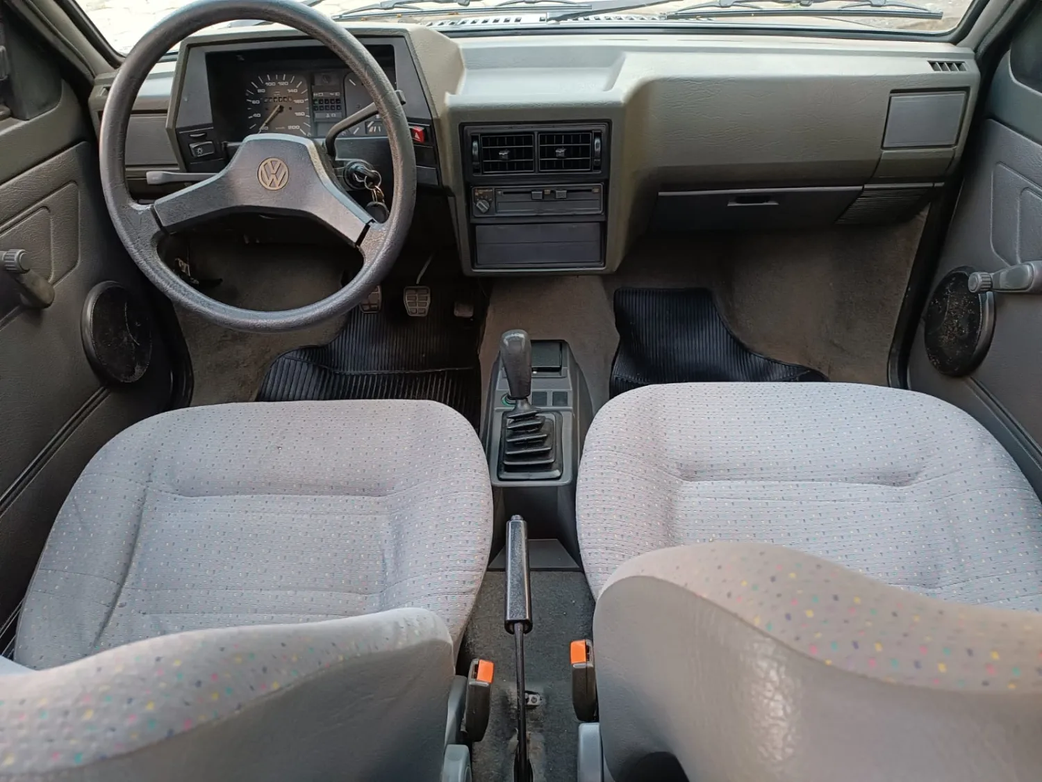avv-volkswagen-saveiro-venda-1f5a31d-imagem-014