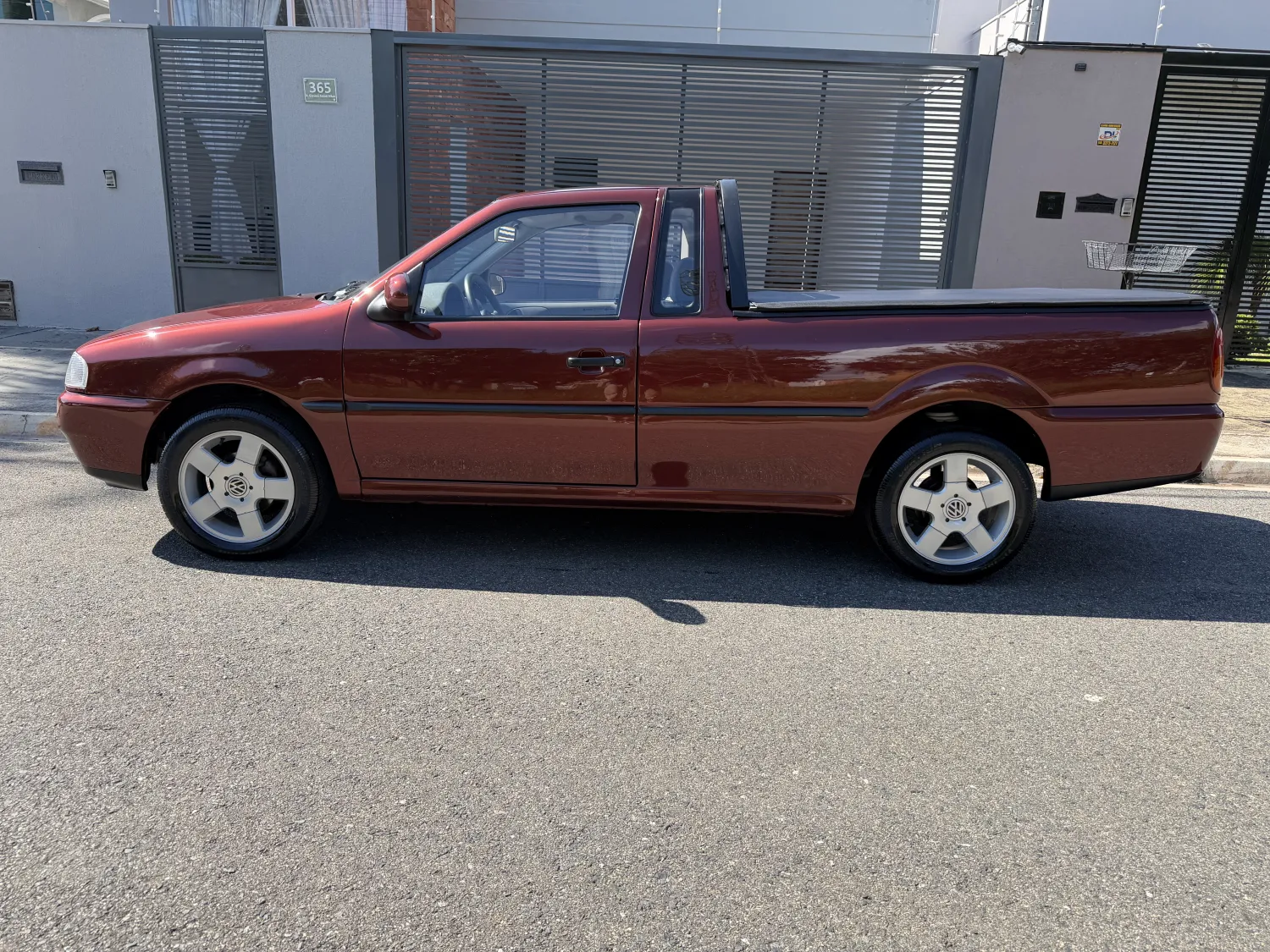 avv-volkswagen-saveiro-venda-9589f84-imagem-008