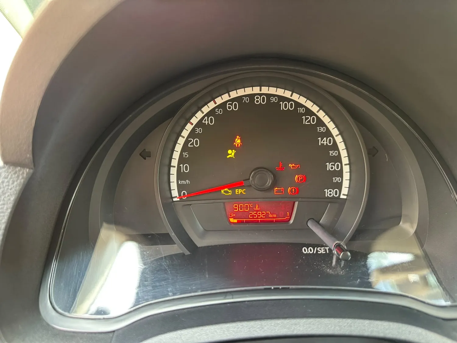 avv-volkswagen-up-take-2-portas-venda-lahe8sy-imagem-011