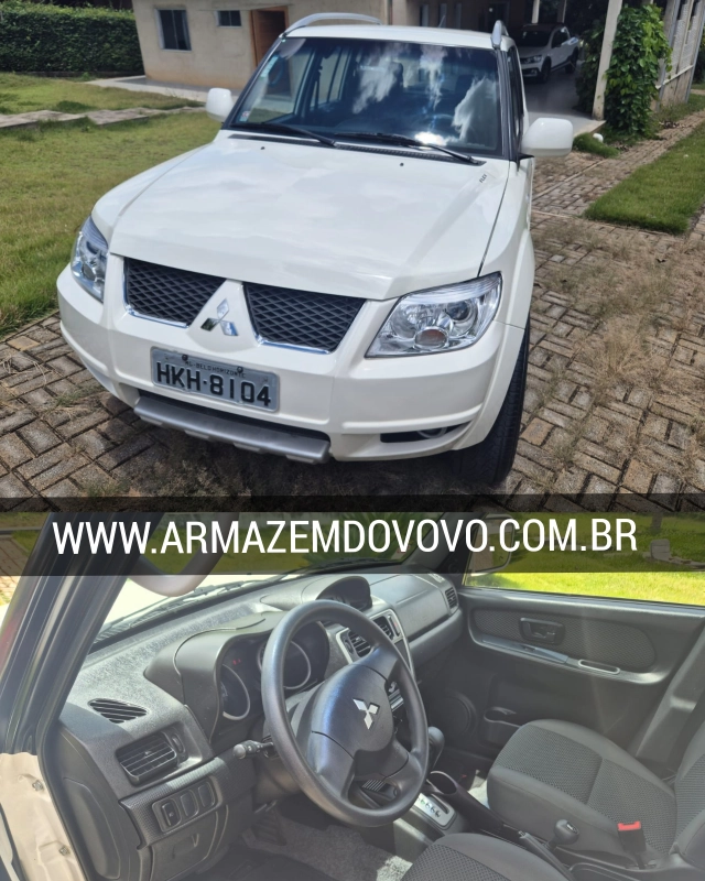 Pajero TR4 — Mitsubishi Pajero TR4 (2010) — Foto principal do anúncio | Armazém do Vovô